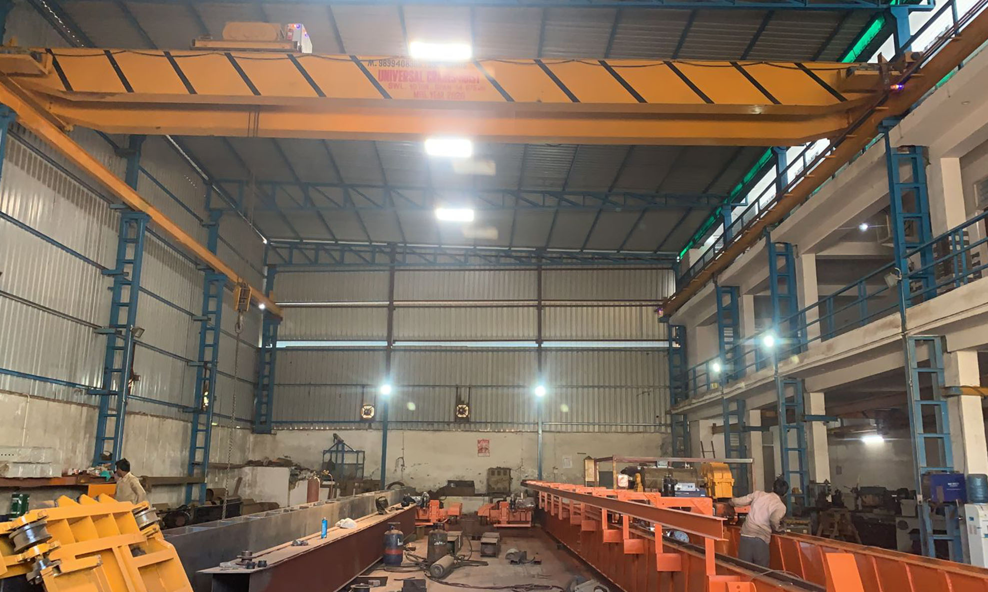 Office Furniture Manufacturers - Universal Crane Hoist & Modular Furniture